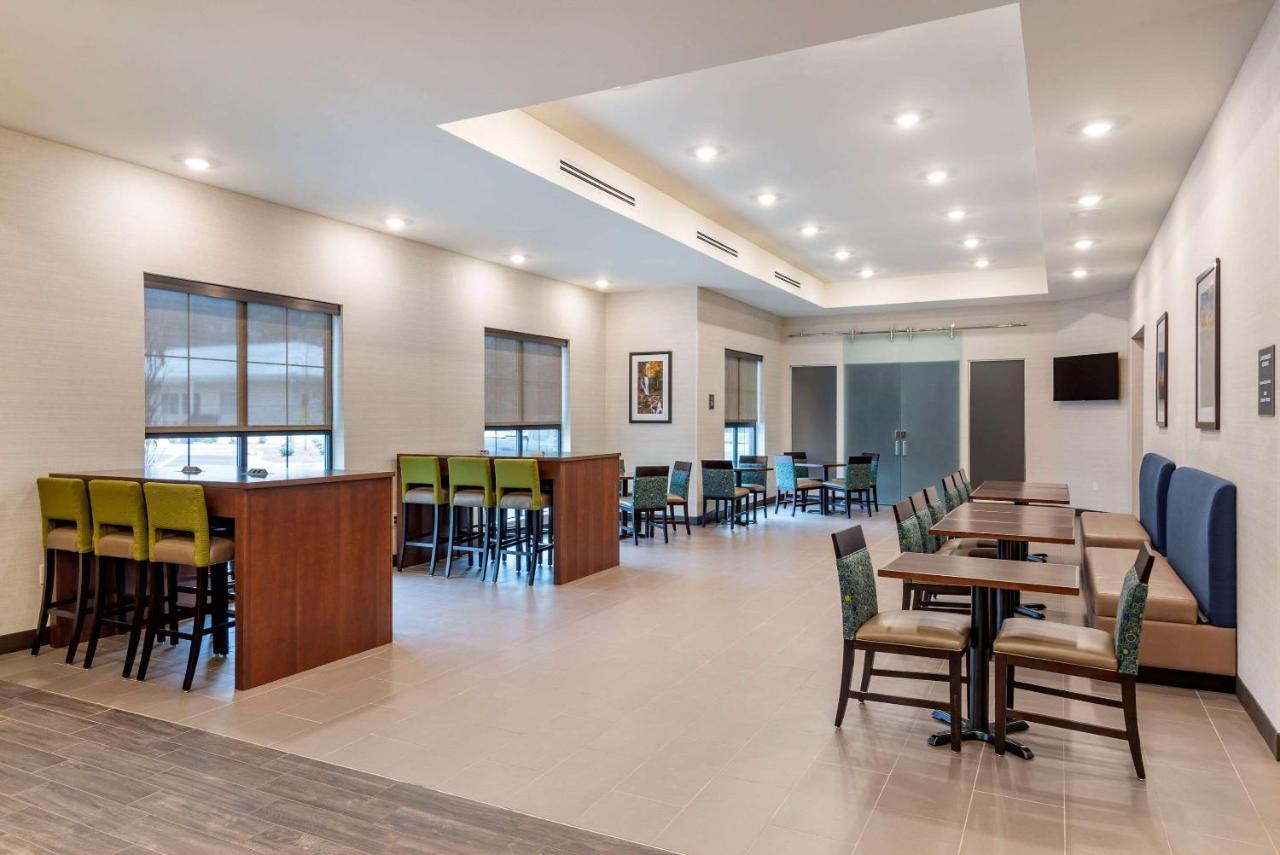 Comfort Suites Newnan Eksteriør billede