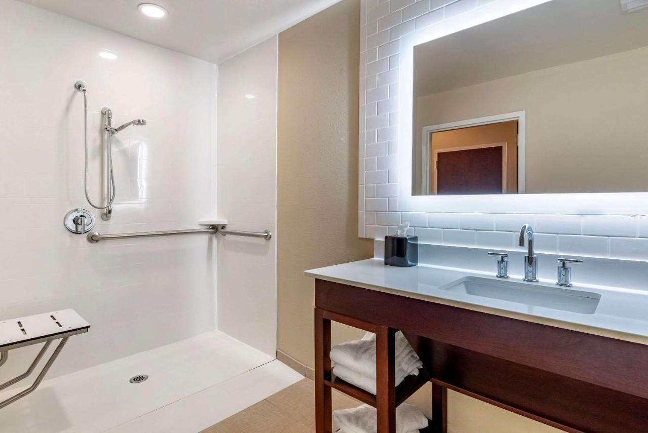 Comfort Suites Newnan Eksteriør billede