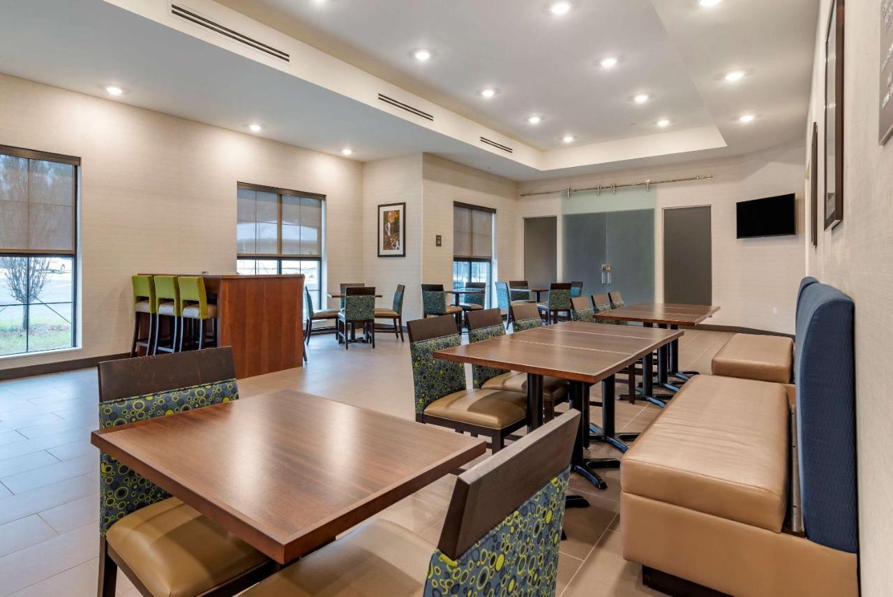 Comfort Suites Newnan Eksteriør billede